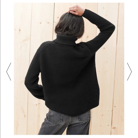 JENNI KAYNE
Cashmere Turtleneck - Picture 3 of 3